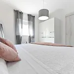 Prázdninový dům Luxurious Natali