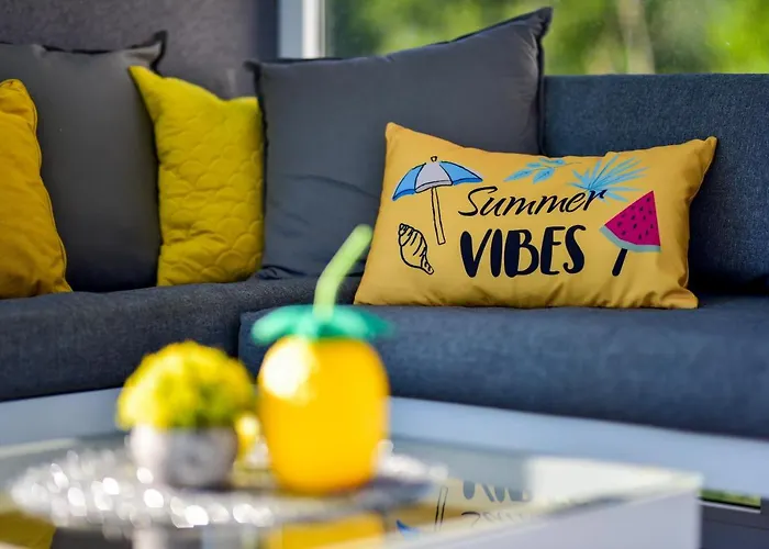 Luxurious Natali * Pridraga