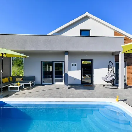 Holiday home Luxurious Natali *