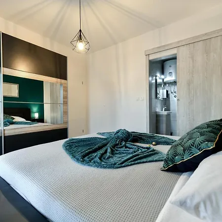 Nyaraló Luxurious Natali *