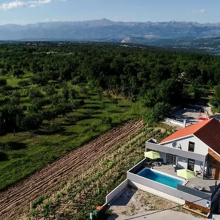 Luxurious Natali Holiday home Pridraga