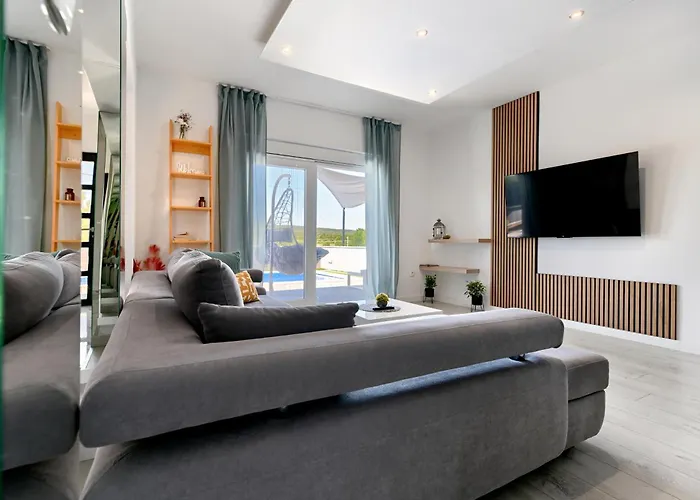 Vikendica Luxurious Natali