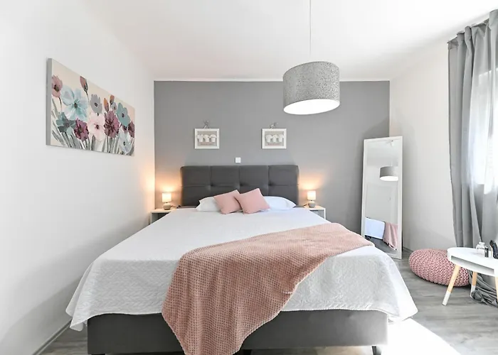 Luxurious Natali Дом отдыха