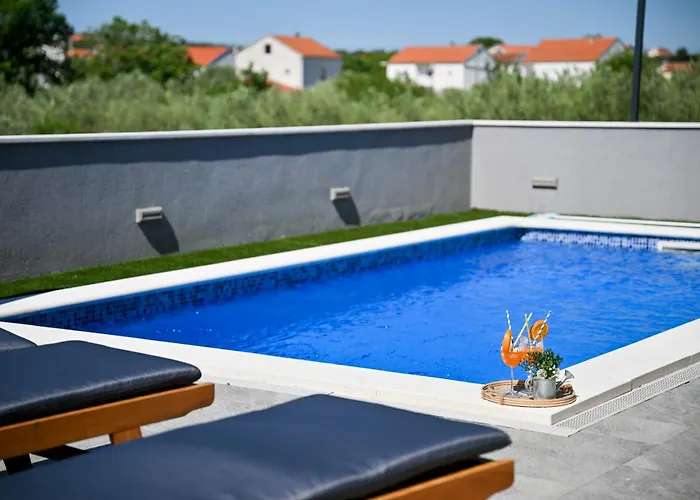 Luxurious Natali Дом отдыха *