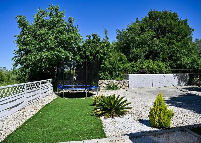 Дом отдыха Luxurious Natali Pridraga